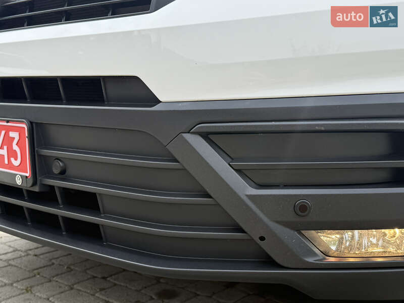 Грузовой фургон Volkswagen Crafter 2021 в Киеве
