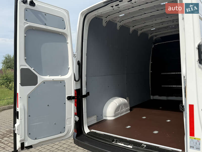 Грузовой фургон Volkswagen Crafter 2021 в Киеве