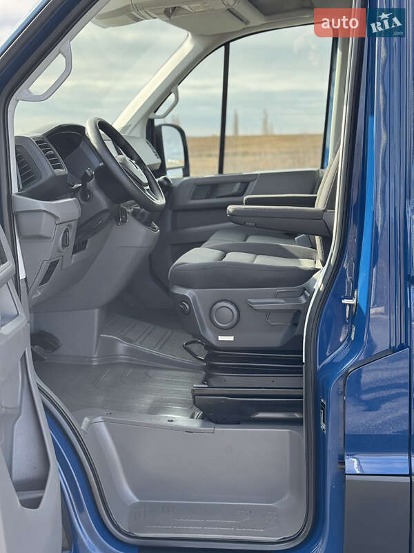 Вантажний фургон Volkswagen Crafter 2019 в Рівному