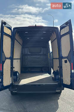 Грузовой фургон Volkswagen Crafter 2019 в 