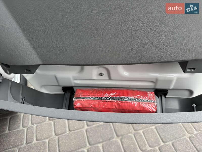 Мікроавтобус Volkswagen Crafter 2015 в Києві