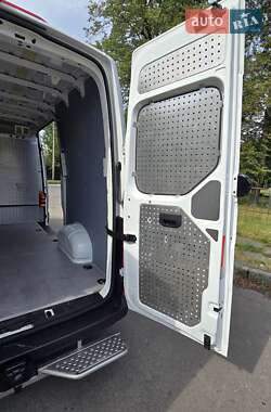 Грузовой фургон Volkswagen Crafter 2021 в 