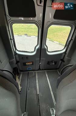 Туристичний / Міжміський автобус Volkswagen Crafter 2012 в 