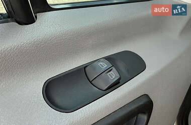 Туристичний / Міжміський автобус Volkswagen Crafter 2009 в 