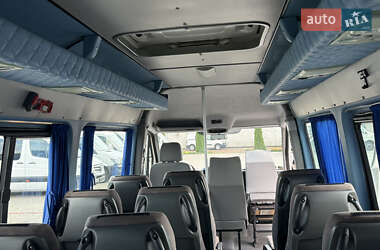 Туристичний / Міжміський автобус Volkswagen Crafter 2009 в 