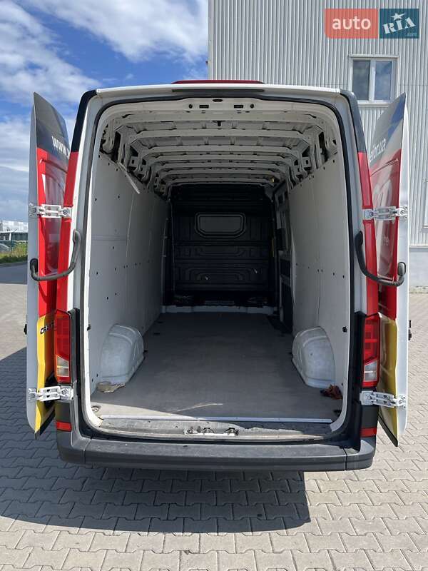 Грузовой фургон Volkswagen Crafter 2019 в Киеве