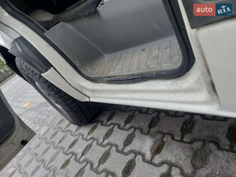 Грузопассажирский фургон Volkswagen Crafter 2007 в Львове