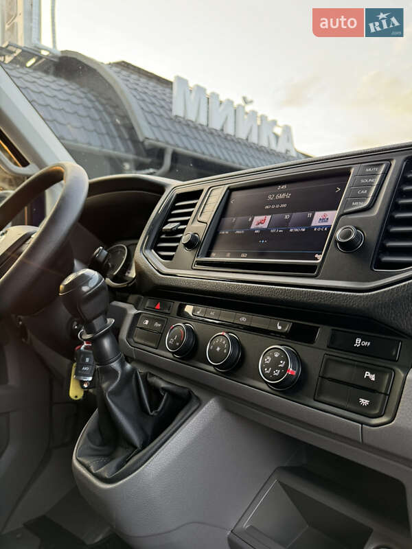Грузовой фургон Volkswagen Crafter 2019 в Почаеве