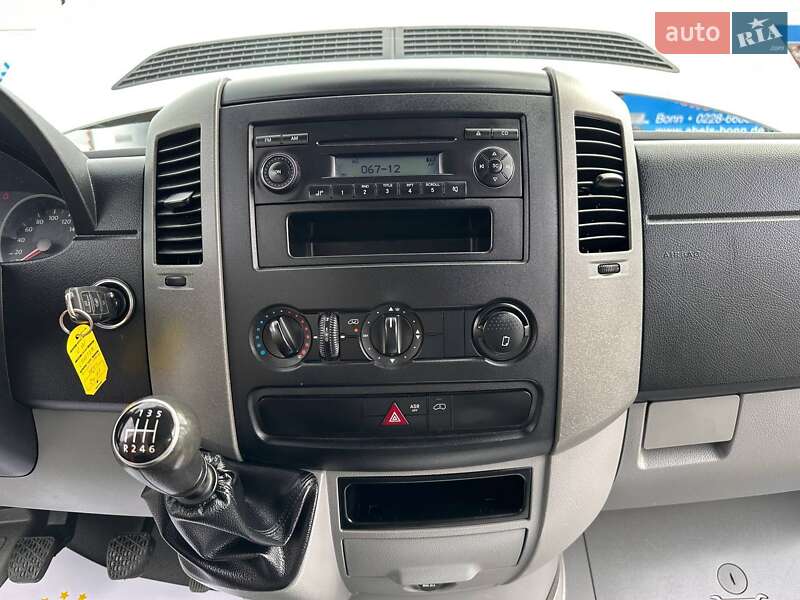 Тентованый Volkswagen Crafter 2015 в Ровно