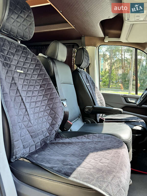 Микроавтобус Volkswagen Crafter 2019 в Киеве