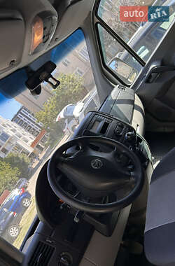 Микроавтобус Volkswagen Crafter 2015 в 