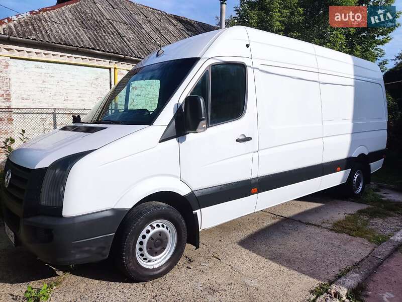 Грузовой фургон Volkswagen Crafter 2011 в 