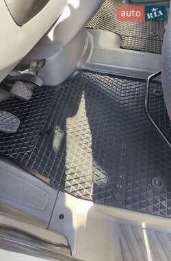 Грузовой фургон Volkswagen Crafter 2011 в 