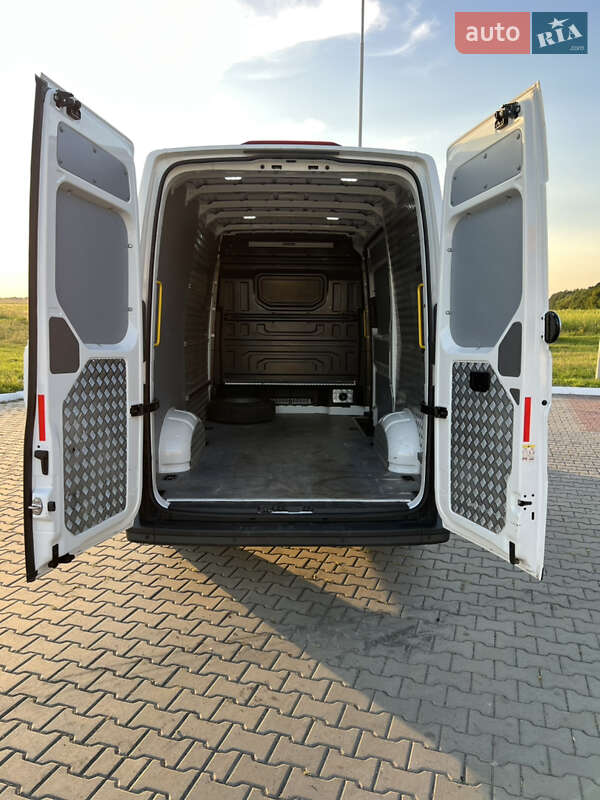 Грузовой фургон Volkswagen Crafter 2021 в Луцке