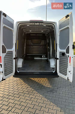 Грузовой фургон Volkswagen Crafter 2021 в 