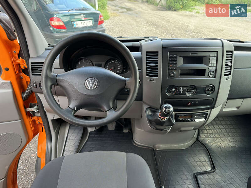 Евакуатор Volkswagen Crafter 2015 в Києві фото 21 Евакуатор Volkswagen Crafter 2015 в Києві
