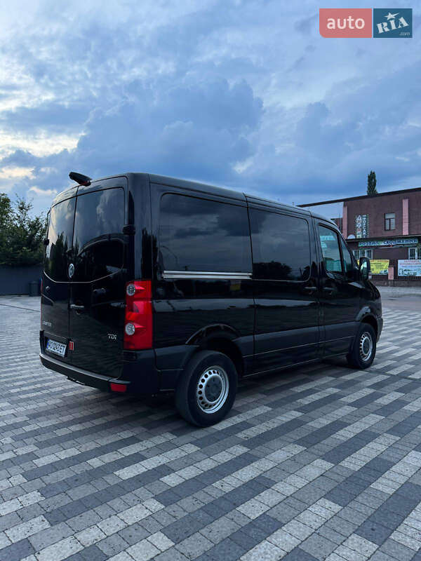 Вантажопасажирський фургон Volkswagen Crafter 2016 в Ужгороді
