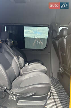 Вантажопасажирський фургон Volkswagen Crafter 2009 в 