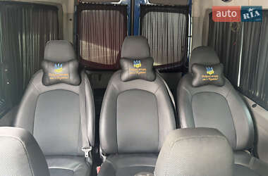 Вантажопасажирський фургон Volkswagen Crafter 2009 в 