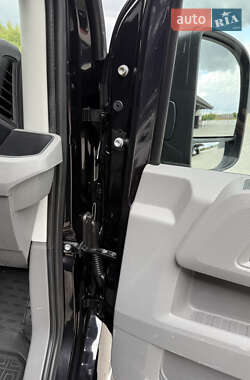 Грузовой фургон Volkswagen Crafter 2022 в 