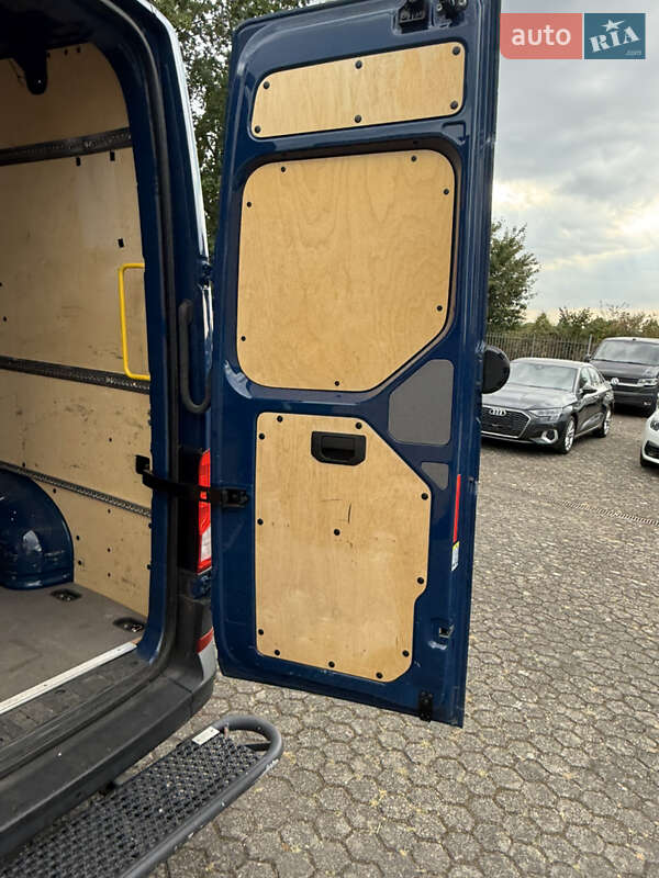 Грузовой фургон Volkswagen Crafter 2022 в Киеве