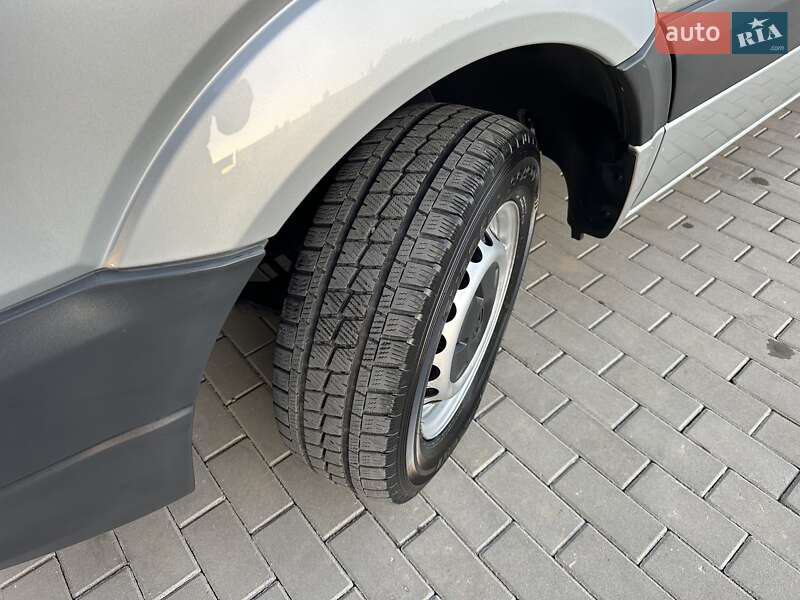 Микроавтобус Volkswagen Crafter 2015 в Луцке