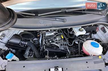 Грузовой фургон Volkswagen Crafter 2022 в 