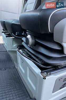 Микроавтобус Volkswagen Crafter 2015 в 