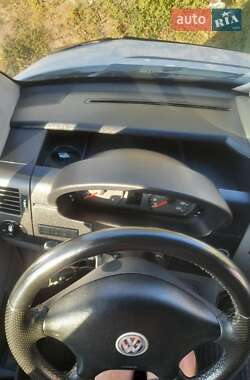 Грузовой фургон Volkswagen Crafter 2013 в 