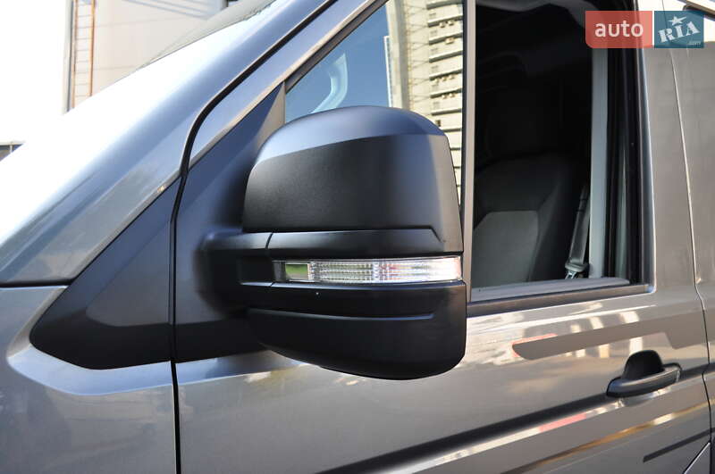 Грузовой фургон Volkswagen Crafter 2020 в Киеве