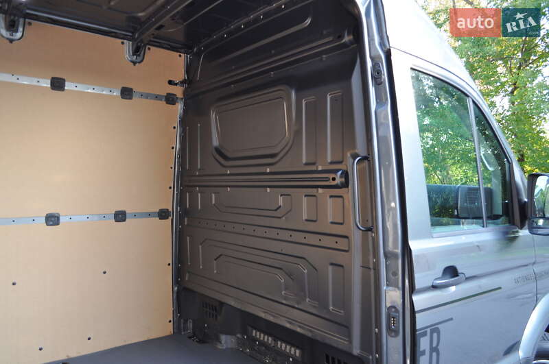 Грузовой фургон Volkswagen Crafter 2020 в Киеве