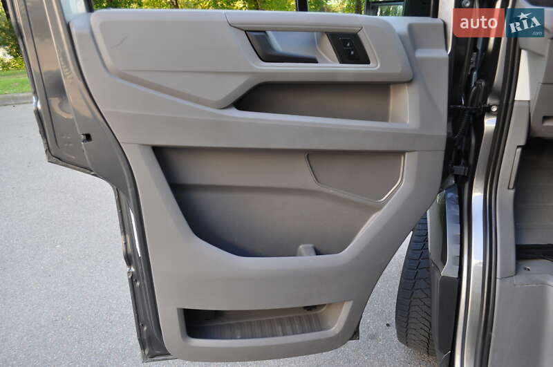 Грузовой фургон Volkswagen Crafter 2020 в Киеве