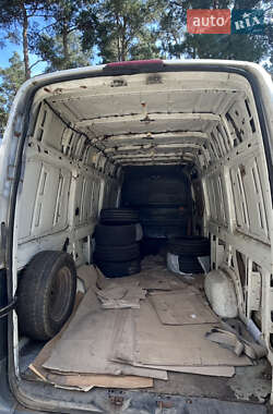 Грузовой фургон Volkswagen Crafter 2010 в 