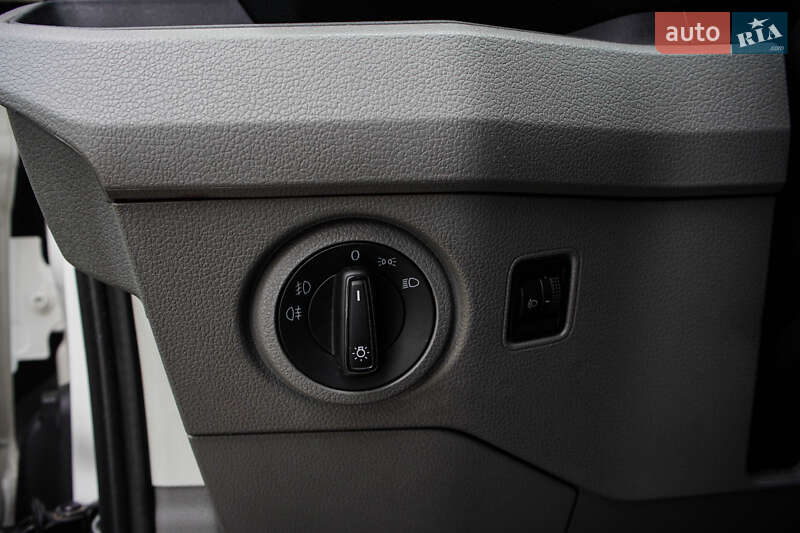 Грузовой фургон Volkswagen Crafter 2018 в Житомире