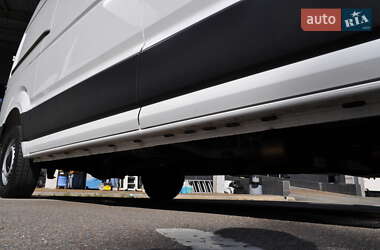 Грузовой фургон Volkswagen Crafter 2020 в 