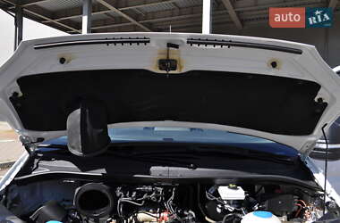 Грузовой фургон Volkswagen Crafter 2020 в 