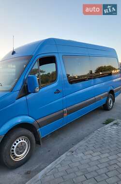Туристический / Междугородний автобус Volkswagen Crafter 2011 в 