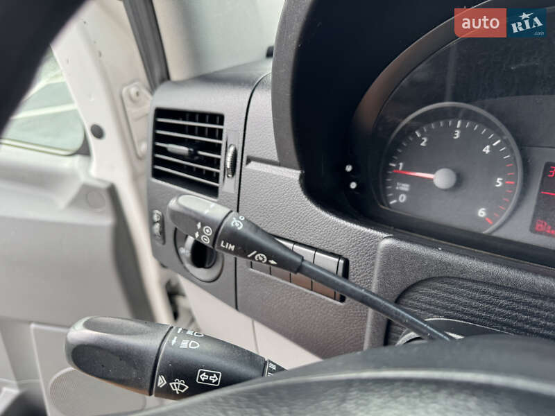 Грузовой фургон Volkswagen Crafter 2016 в Мукачево