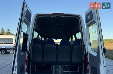 Туристический / Междугородний автобус Volkswagen Crafter 2009 в 