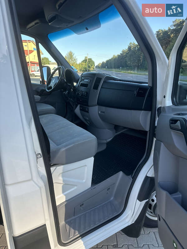 Тентованый Volkswagen Crafter 2010 в Ровно