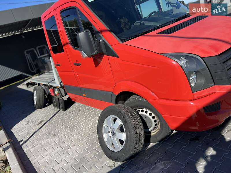 Автовоз Volkswagen Crafter 2015 в Володимирі