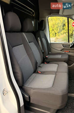 Грузовой фургон Volkswagen Crafter 2020 в 
