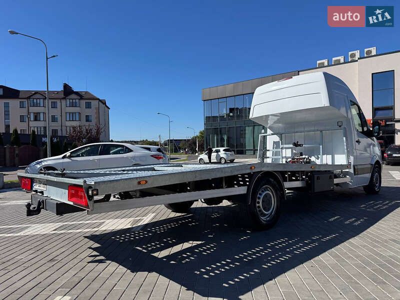 Автовоз Volkswagen Crafter 2010 в Ровно