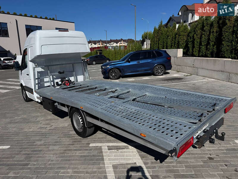 Автовоз Volkswagen Crafter 2010 в Ровно