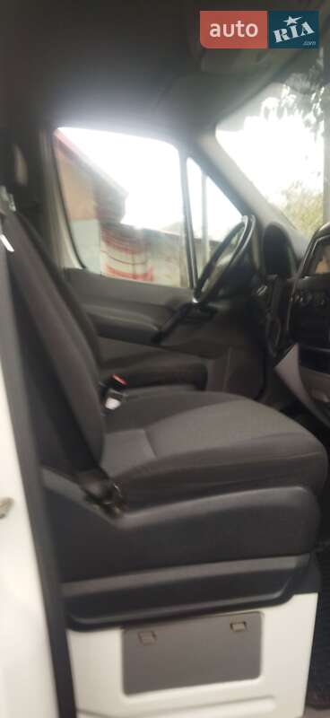 Грузовой фургон Volkswagen Crafter 2015 в Житомире