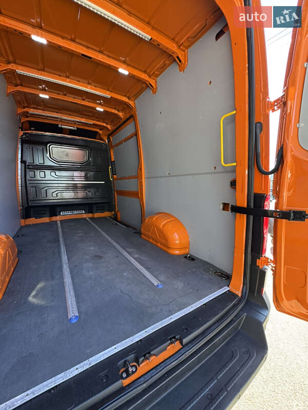 Грузовой фургон Volkswagen Crafter 2021 в Киеве