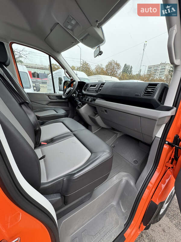 Грузопассажирский фургон Volkswagen Crafter 2018 в Киеве