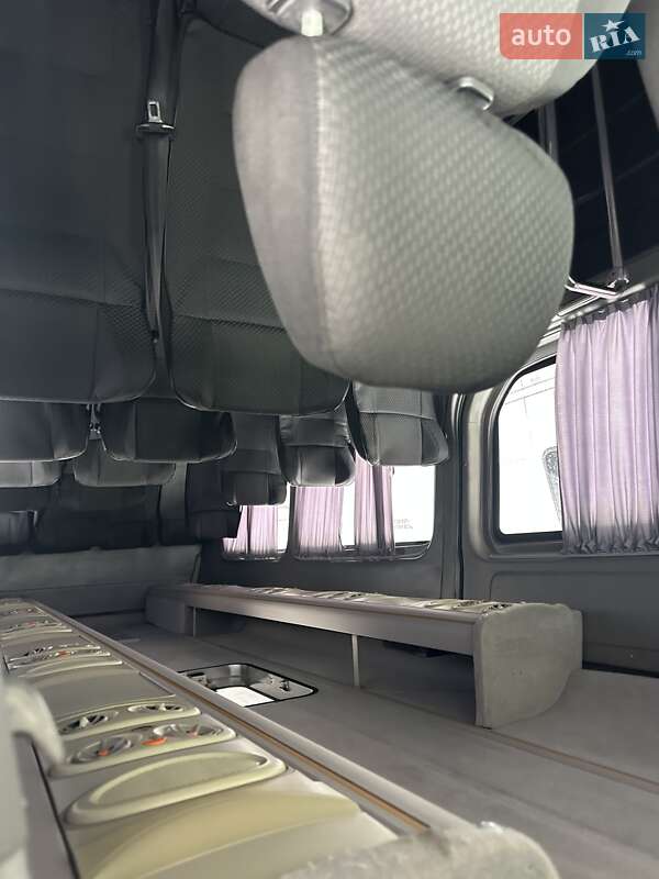 Микроавтобус Volkswagen Crafter 2013 в Ровно