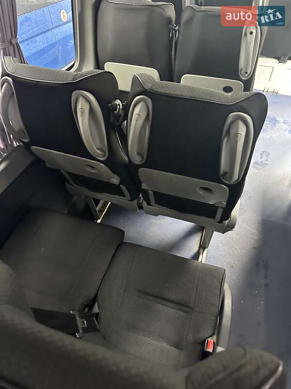 Микроавтобус Volkswagen Crafter 2013 в Ровно