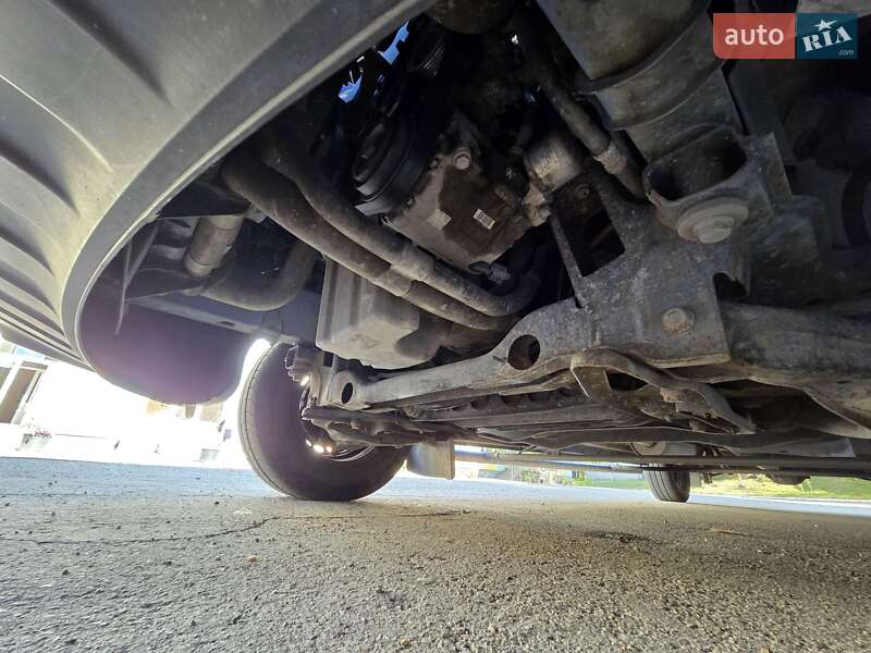 Микроавтобус Volkswagen Crafter 2016 в Одессе